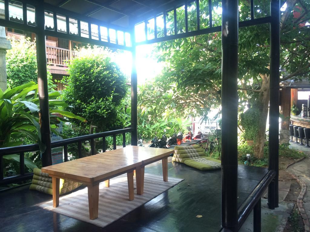 Sea Garden Hostels Haad Rin Bagian luar foto